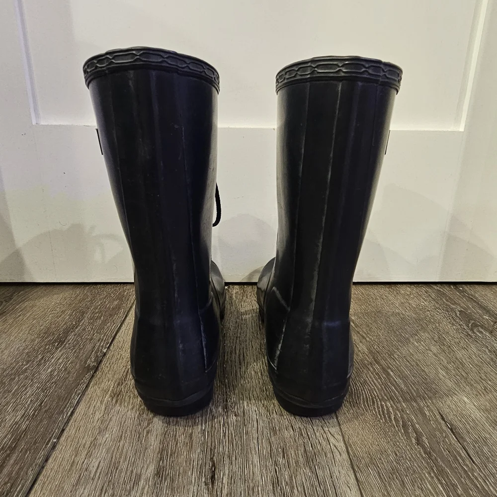 HUNTER Matte Navy Lace-Up Calf Rain Boots Festival Classic